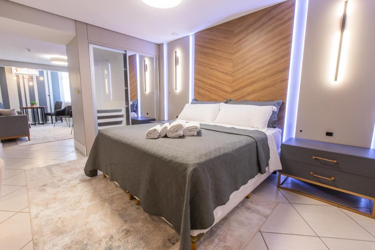 Delupo Hotel - Livin Studios Criciuma  Eksteriør bilde