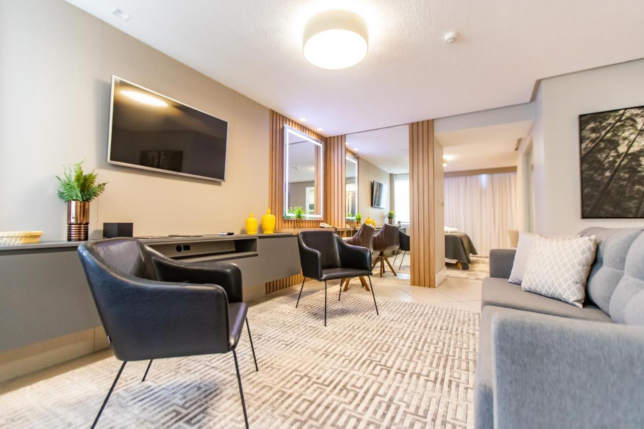 Delupo Hotel - Livin Studios Criciuma  Eksteriør bilde