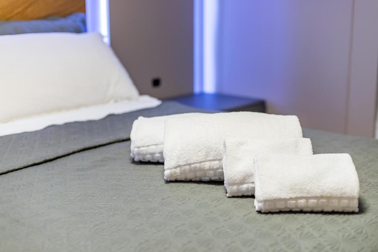 Delupo Hotel - Livin Studios Criciuma  Eksteriør bilde