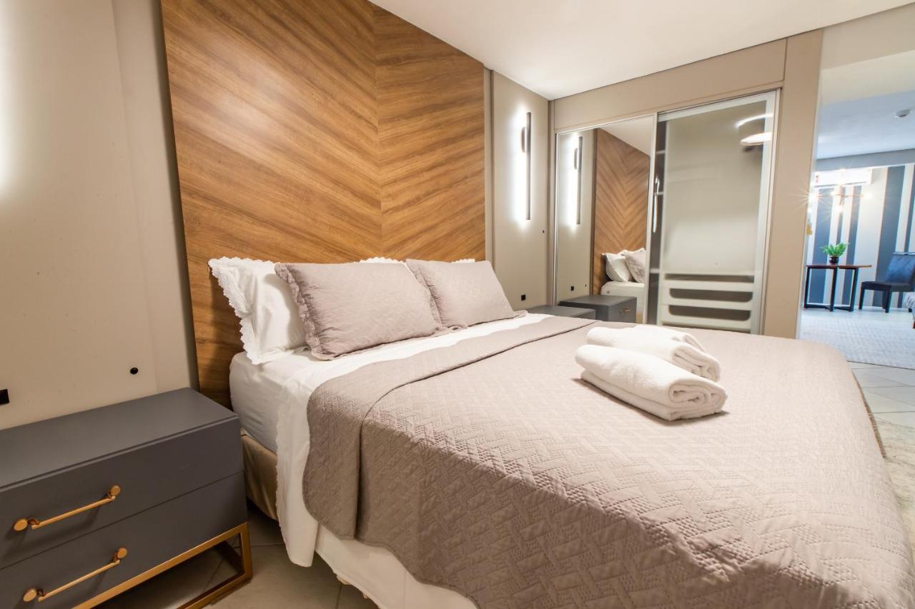 Delupo Hotel - Livin Studios Criciuma  Eksteriør bilde