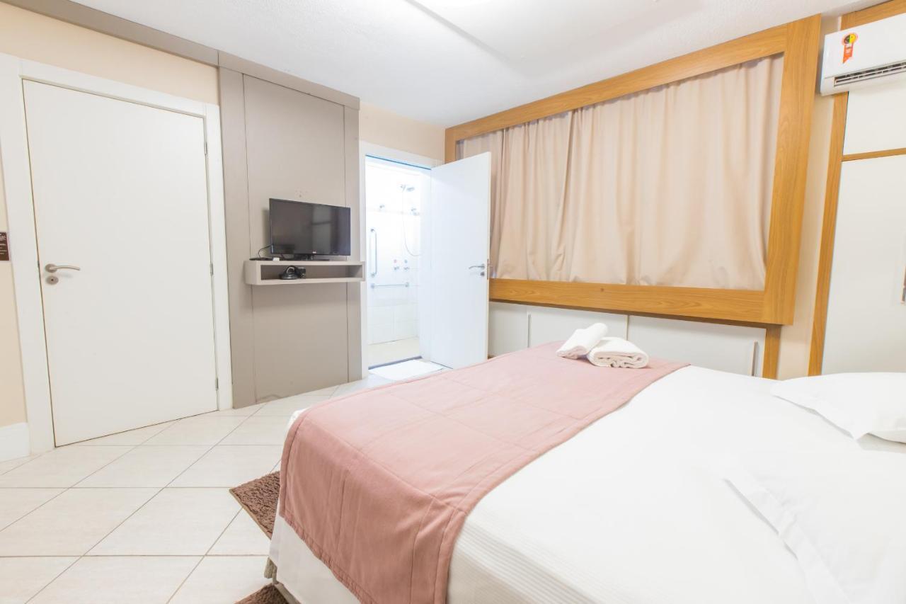 Delupo Hotel - Livin Studios Criciuma  Eksteriør bilde